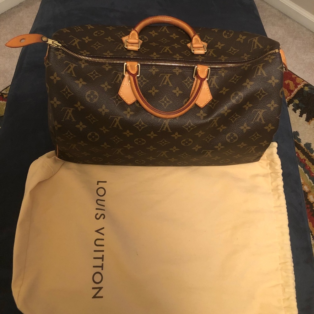 💯 Authentic Louis Vuitton Speedy 40